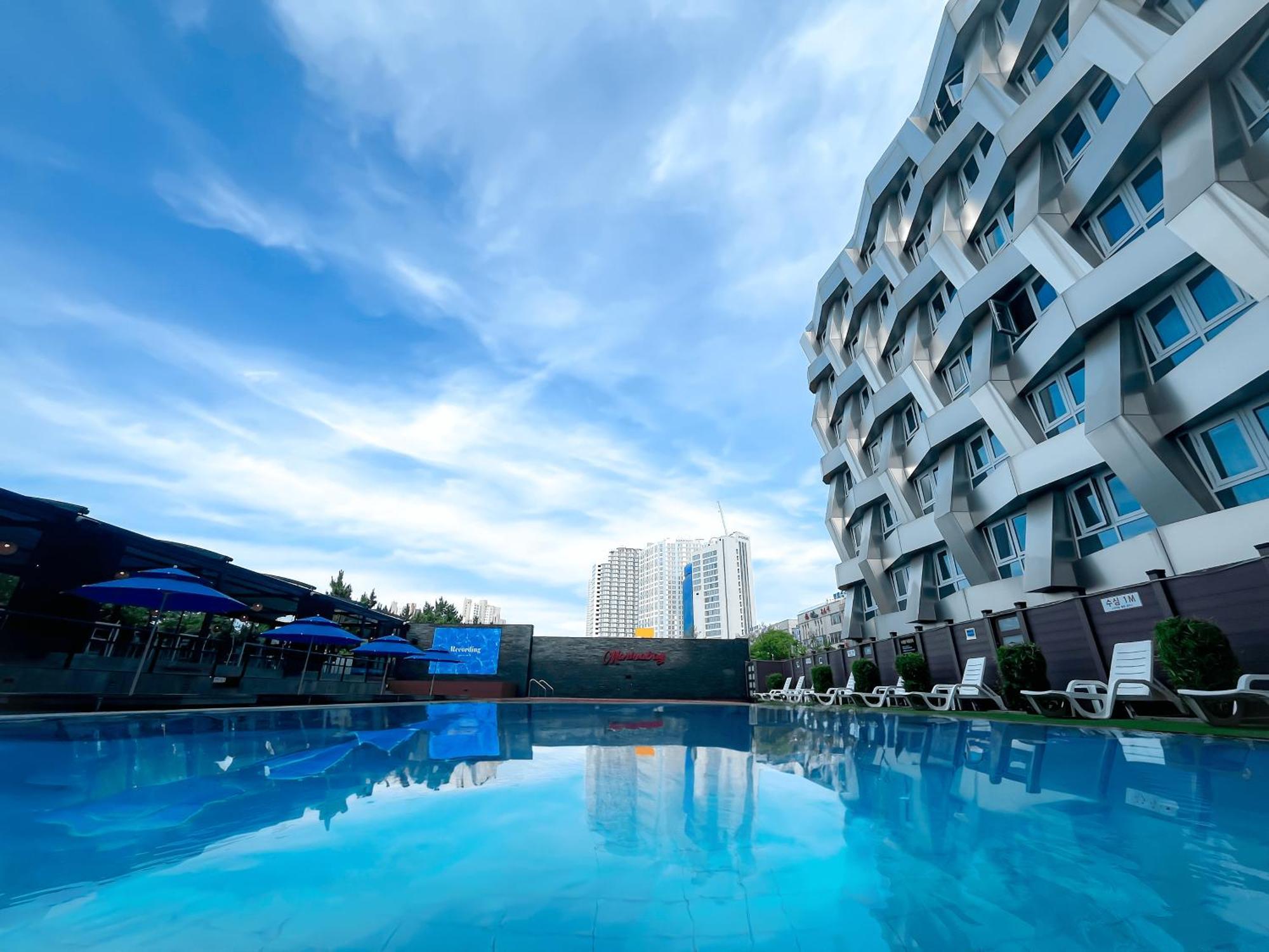 Chungchoho Best Hotel ซกโช ภายนอก รูปภาพ